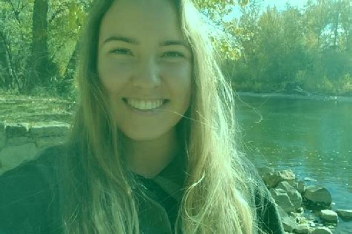 Zoey, 21 — Escort in Comstock Northwest, United States