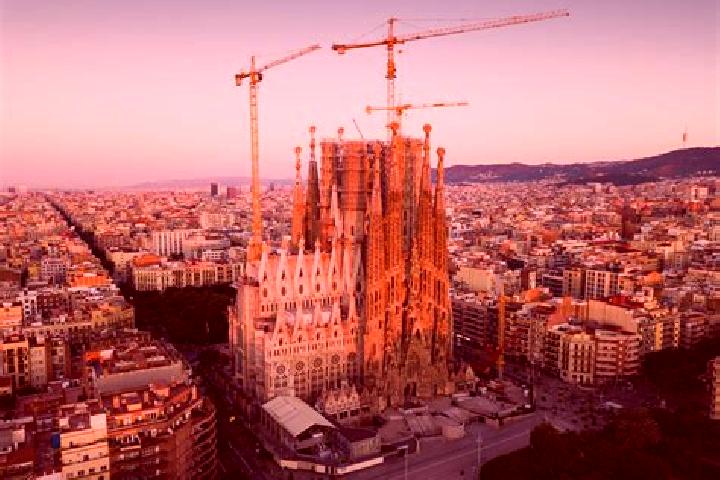 Zoey, 21 — Escort in Sagrada Familia, Brazil