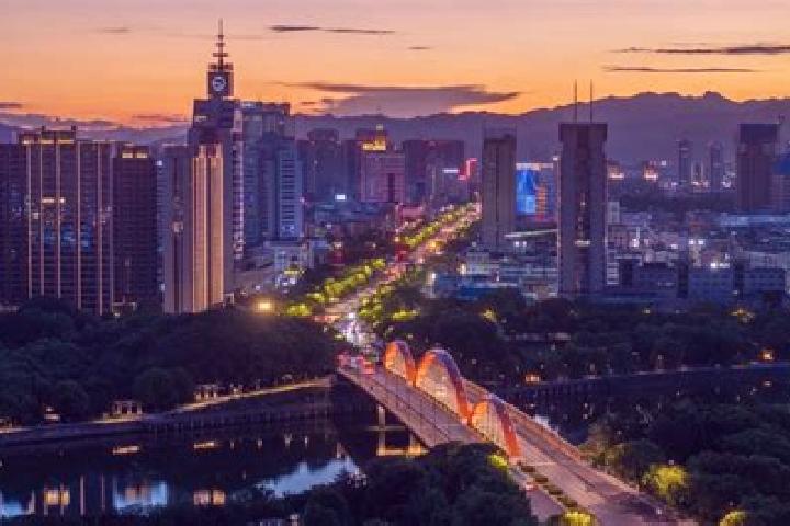 Zoey, 21 — Escort in Yangshan, China