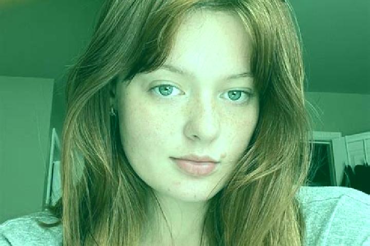 Zoey, 22, a auburn grey-eyed mixed companion based in Benggang. Offering Deep French Kissing, CIM, Striptease. Available for incall and outcall, day and even...