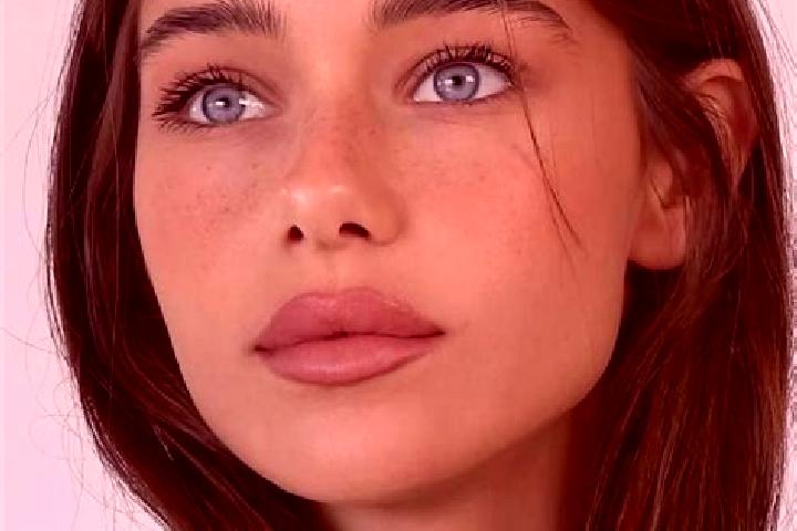Zoey, 22, a brunette blue-eyed middle eastern companion based in Mulchen. Offering OWO, Erotic Massage, Striptease. Available for incall and outcall, day and...