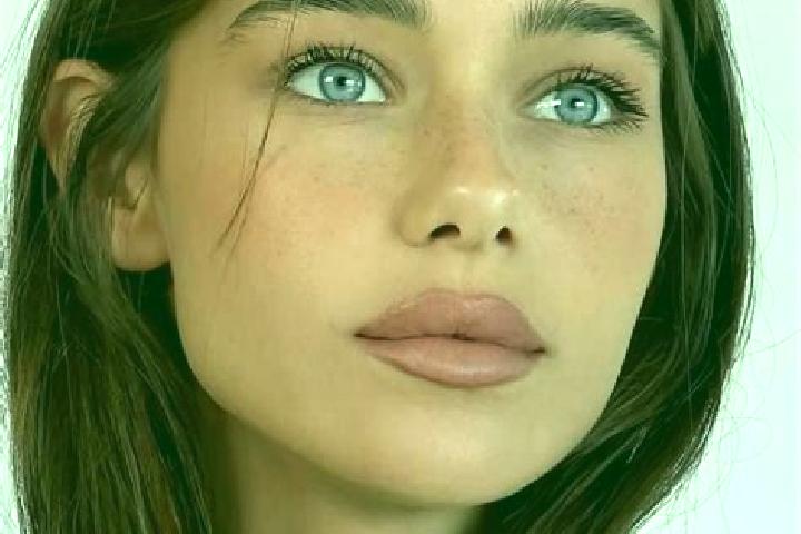 Zoey, 22, a brunette brown-eyed caucasian companion based in Xujiahe. Offering Overnight, 69, Roleplay, Massage. Available for incall and outcall, day and ev...