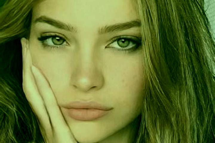 Zoey, 22, a dark blonde hazel-eyed asian companion based in Sheragada. Offering Roleplay, CIM, A-Level. Available for incall and outcall, day and evening dates.