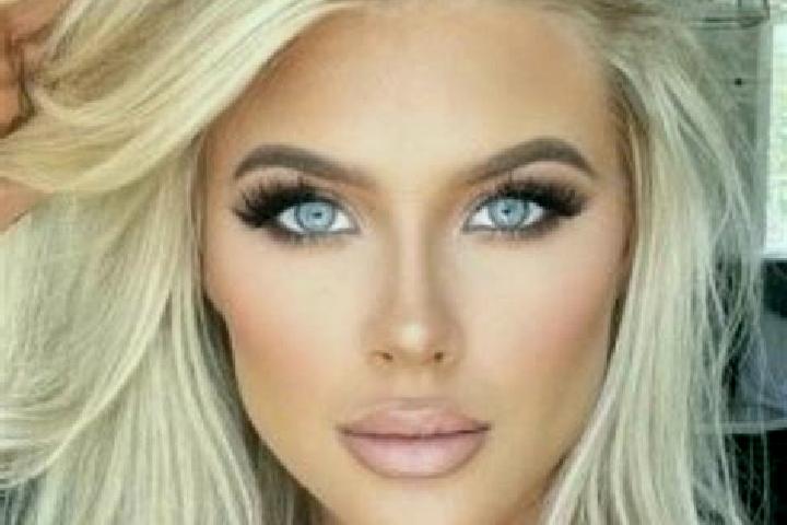 Zoey, 22, a platinum blonde amber-eyed middle eastern companion based in Arangaon. Offering Striptease, 69, Roleplay, BDSM. Available for incall and outcall,...