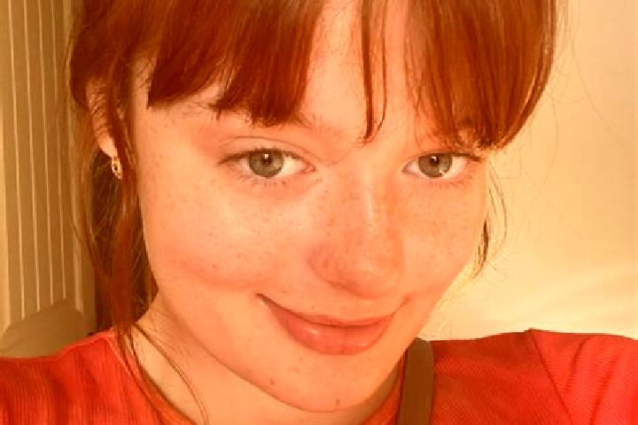 Zoey, 22, a red dark-eyed caucasian companion based in Salvaterra. Offering Overnight, Fetish, 69. Available for incall and outcall, day and evening dates.