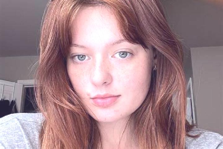 Zoey, 22, a red grey-eyed mediterranean companion based in Dudar. Offering Massage, BDSM, A-Level, Deep French Kissing. Available for incall and outcall, day...