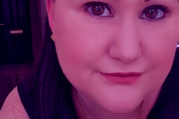 Zoey, 22 — Escort in Athgarvan, Ireland