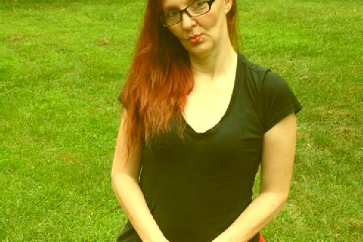 Zoey, 22 — Escort in Cleona, United States