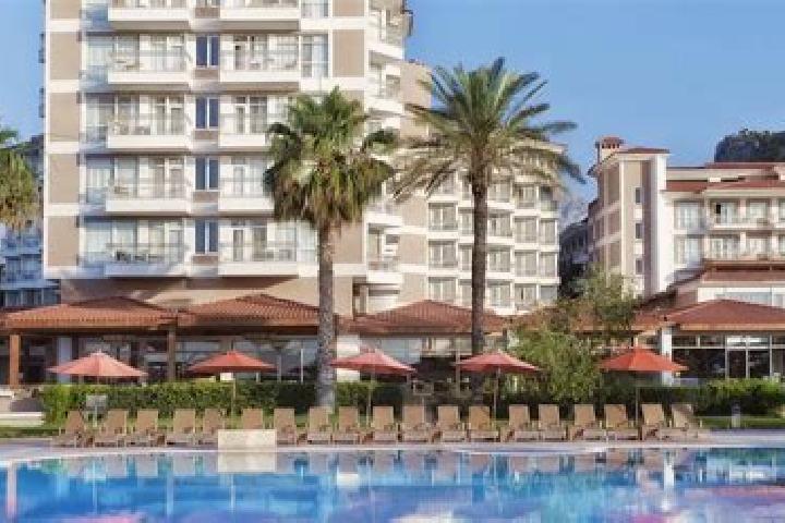 Zoey, 22 — Escort in Kiris, Turkey