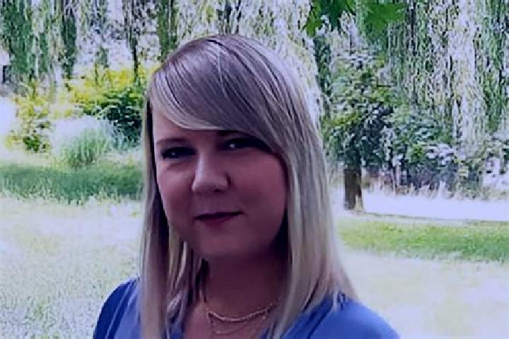 Zoey, 22 — Escort in Klosterhaeseler, Germany