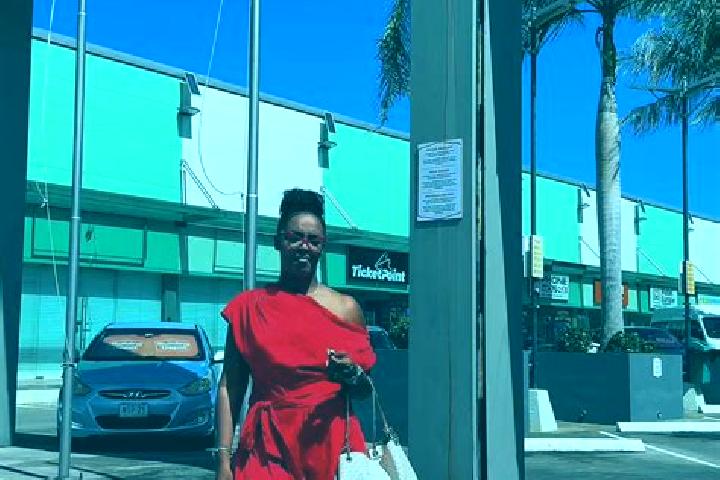Zoey, 22 — Escort in Sende, Angola