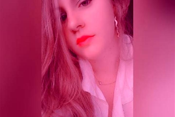 Zoey, 22 — Escort in Tupaciguara, Brazil