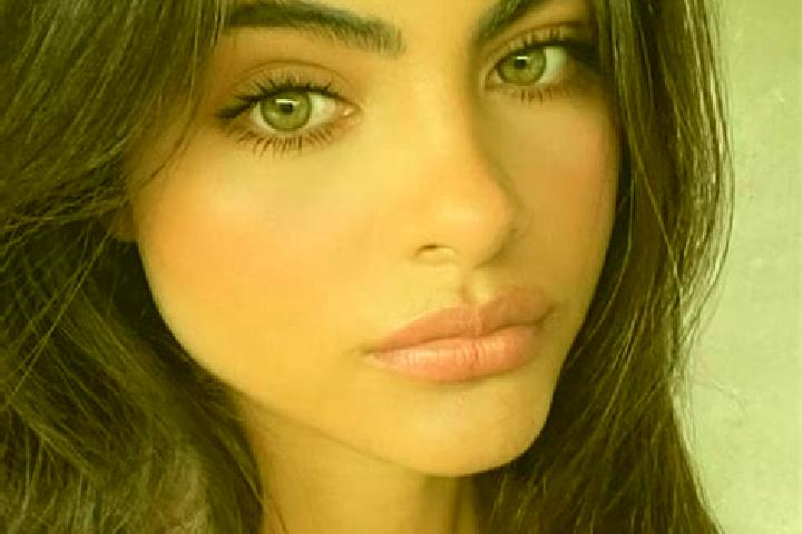 Zoey, 23, a auburn hazel-eyed middle eastern companion based in Haldia. Offering Domination, CIM, Tantra. Available for incall and outcall, day and evening d...