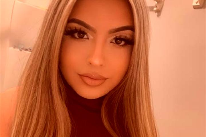 Zoey, 23, a blonde brown-eyed latina companion based in Putatan. Offering Prostate Massage, Deep French Kissing, Striptease, Dinner Date, BDSM. Available for...