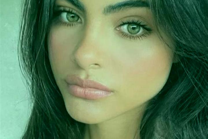 Zoey, 23, a brunette dark-eyed mixed companion based in Ichocan. Offering 69, Erotic Massage, Prostate Massage. Available for incall and outcall, overnight b...