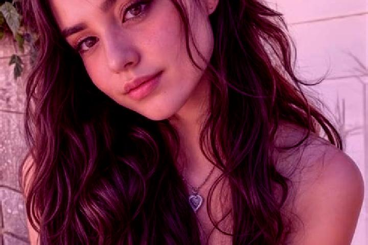 Zoey, 23, a brunette hazel-eyed caucasian companion based in Bowser. Offering Roleplay, GFE, OWO, Striptease, BDSM. Available for incall and outcall, overnig...