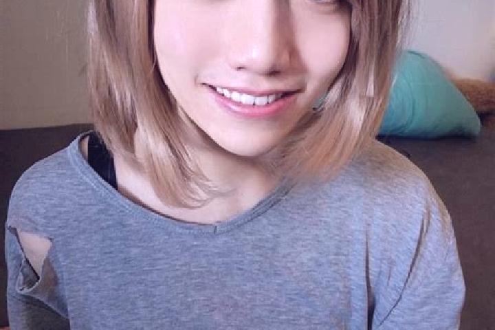 Zoey, 23, a platinum blonde brown-eyed asian companion based in Beverungen. Offering Striptease, Travel Companion, Fetish. Available for incall and outcall, ...