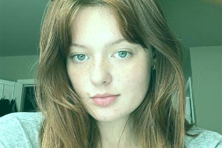 Zoey, 23, a red green-eyed caribbean companion based in Esk. Offering Dinner Date, Fetish, CIM, GFE, Erotic Massage. Available for incall and outcall, overni...