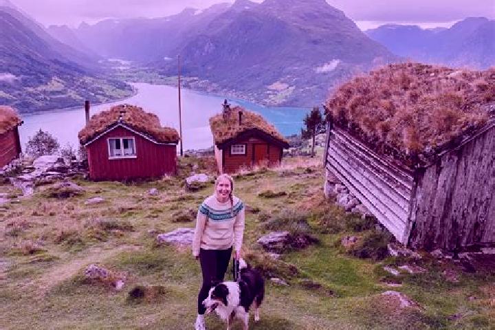 Zoey, 23 — Escort in Rykene, Norway