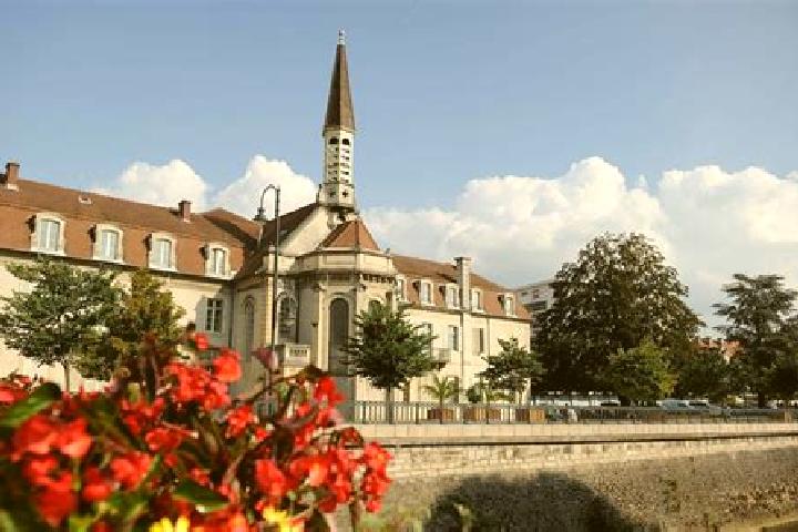 Zoey, 23 — Escort in Vesoul, France