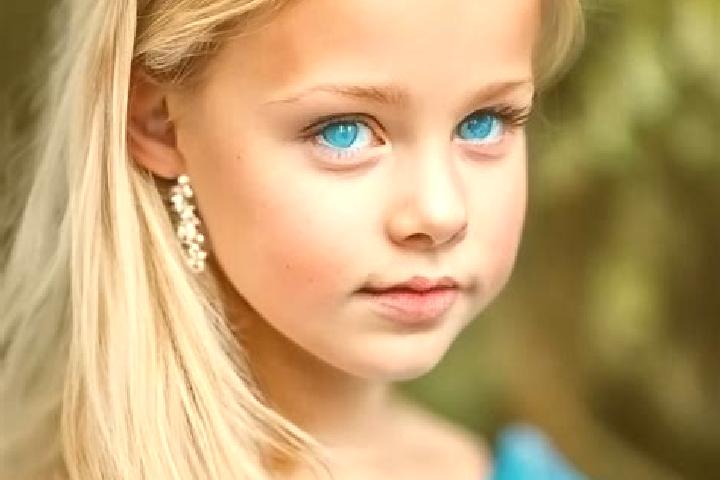 Zoey, 24, a blonde blue-eyed caucasian companion based in Fiska. Offering Erotic Massage, CIM, Domination, BDSM, Prostate Massage. Available for incall and o...