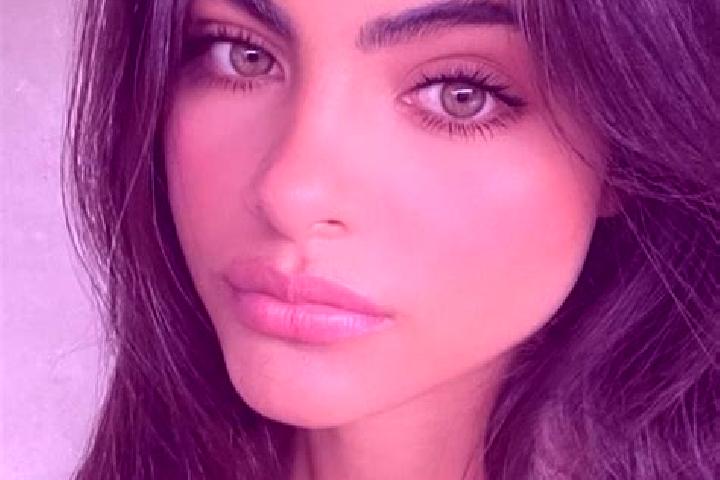 Zoey, 24, a chestnut dark-eyed indian companion based in Agios Stefanos. Offering Fetish, Tantra, Deep French Kissing. Available for incall and outcall, over...