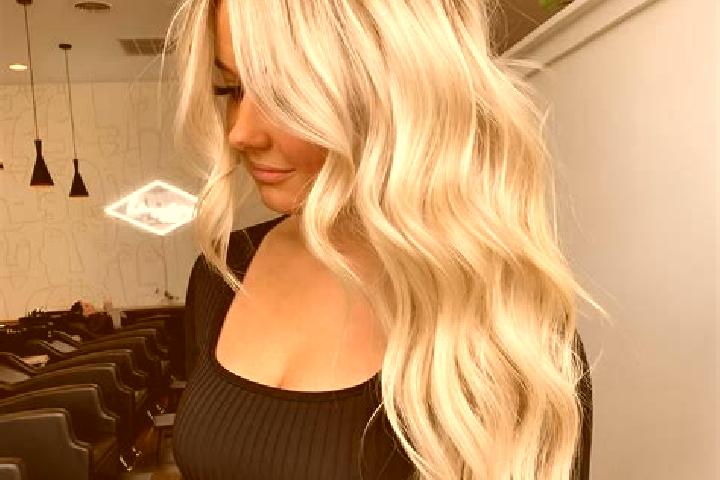 Zoey, 24, a platinum blonde dark-eyed latina companion based in Broeksterwald. Offering Fetish, Domination, Roleplay, OWO. Available for incall and outcall, ...