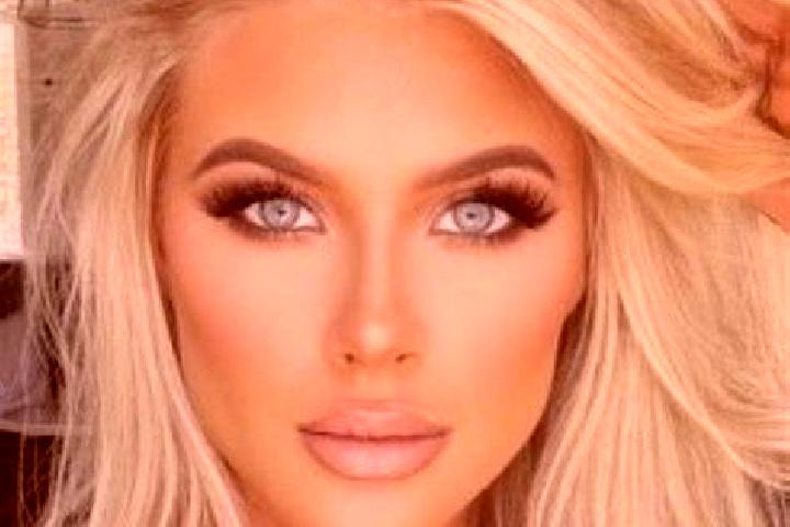 Zoey, 24, a platinum blonde grey-eyed latina companion based in Palsboda. Offering Prostate Massage, Tantra, Overnight, Dinner Date, Domination. Available fo...