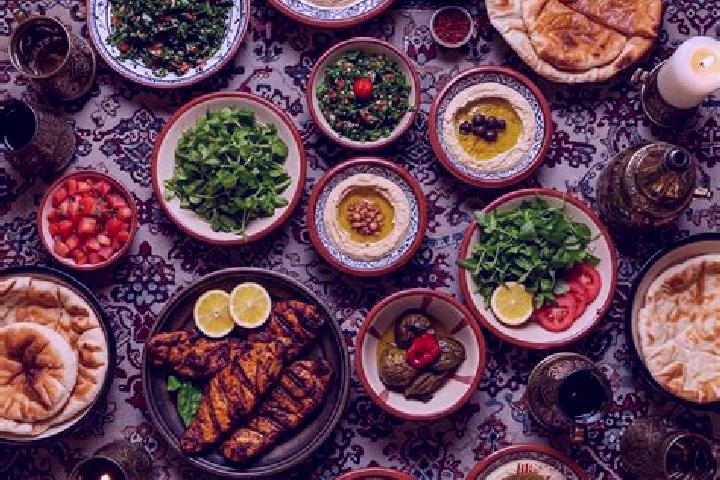 Zoey, 24, a red brown-eyed middle eastern companion based in Bilozirka. Offering Dinner Date, BDSM, Massage, Couples. Available for incall and outcall, day a...