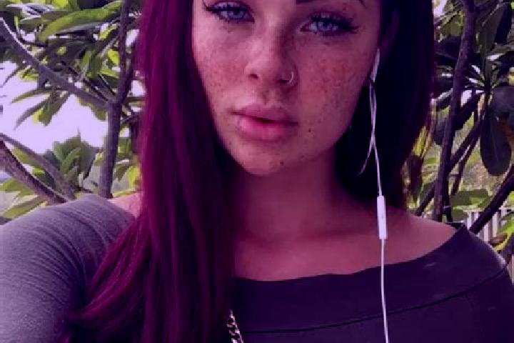 Zoey, 24, a red dark-eyed middle eastern companion based in Edingen-Neckarhausen. Offering BDSM, OWO, Fetish. Available for incall and outcall, day and eveni...