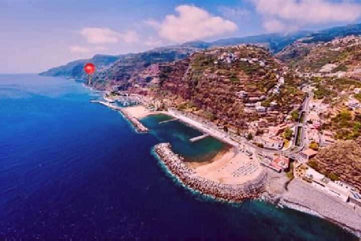 Zoey, 24 — Escort in Arco da Calheta, Portugal