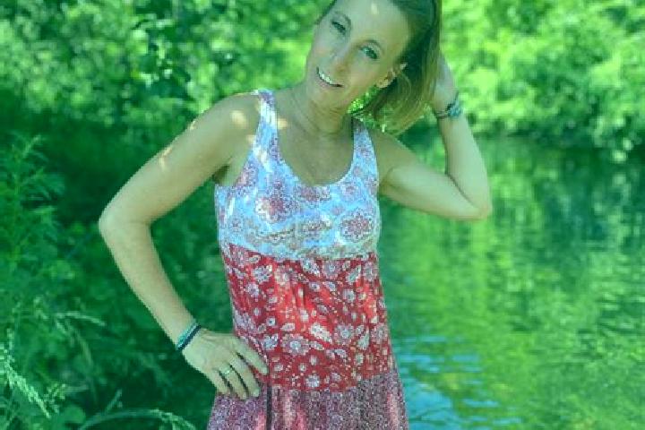 Zoey, 24 — Escort in Monstab, Germany