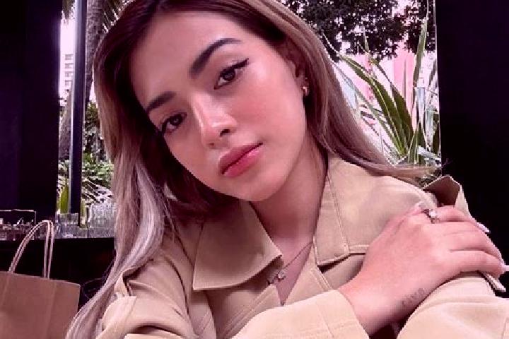 Zoey, 24 — Escort in Salamanca, Philippines