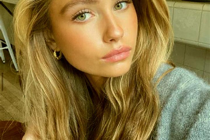 Zoey, 25, a blonde hazel-eyed indian companion based in Cauchero. Offering Erotic Massage, Travel Companion, Massage, Duos. Available for incall and outcall,...