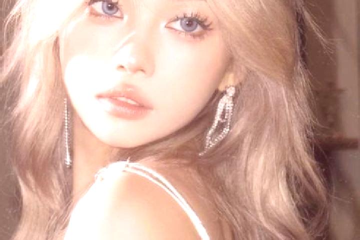 Zoey, 25, a platinum blonde hazel-eyed asian companion based in Kronach. Offering Travel Companion, BDSM, OWO, Domination. Available for incall and outcall, ...