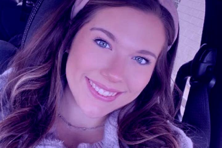 Zoey, 25 — Escort in Blackwell, United States