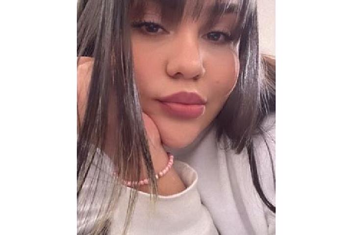Zoey, 25 — Escort in Ucareo, Mexico