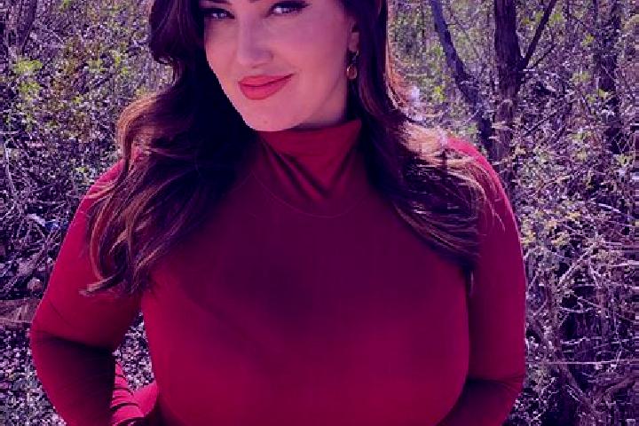 Zoey, 25 — Escort in Valles de Palenzuela, Spain