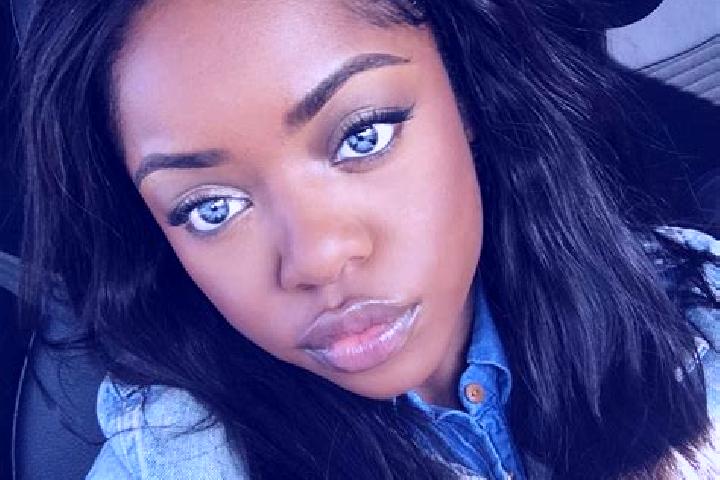 Zoey, 26, a auburn blue-eyed ebony companion based in Esna. Offering Fetish, Girlfriend Experience, Striptease. Available for incall and outcall, overnight b...