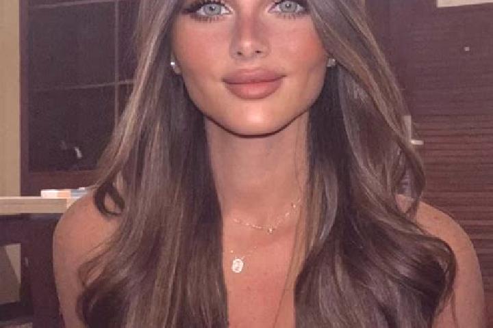 Zoey, 26, a brunette dark-eyed asian companion based in Becsehely. Offering Striptease, Girlfriend Experience, Roleplay, Travel Companion, Dinner Date. Avail...