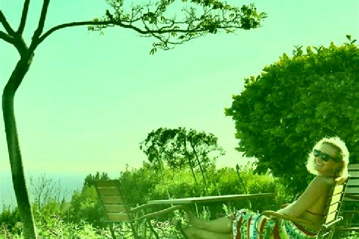 Zoey, 26, a dark blonde brown-eyed mixed companion based in Estreito da Calheta. Offering CIM, Dinner Date, GFE, Girlfriend Experience, Erotic Massage. Avail...