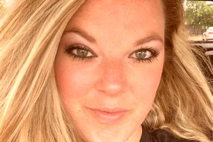 Zoey, 26 — Escort in Bronson, United States