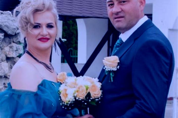Zoey, 26 — Escort in Davidesti, Romania