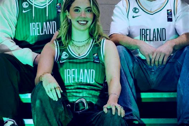 Zoey, 26 — Escort in Kilmacanoge, Ireland