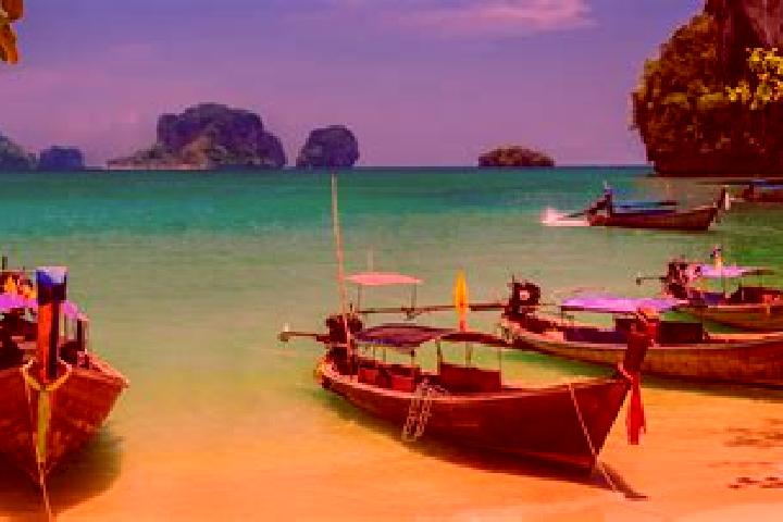 Zoey, 26 — Escort in Mae Tha, Thailand