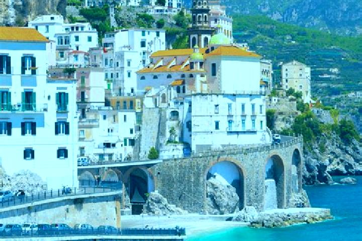 Zoey, 26 — Escort in Revere, Italy