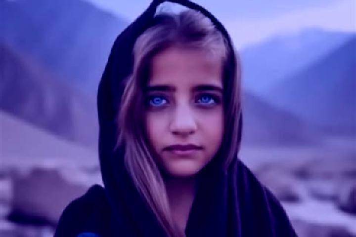 Zoey, 27, a blonde amber-eyed middle eastern companion based in Riddagshausen. Offering Overnight, Duos, Domination, Dinner Date. Available for incall and ou...