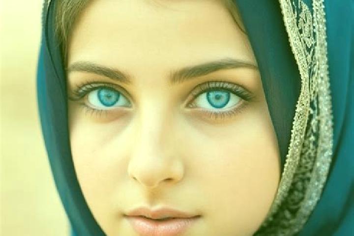 Zoey, 27, a blonde blue-eyed middle eastern companion based in Sperchogeia. Offering Travel Companion, Couples, Tantra. Available for incall and outcall, ove...