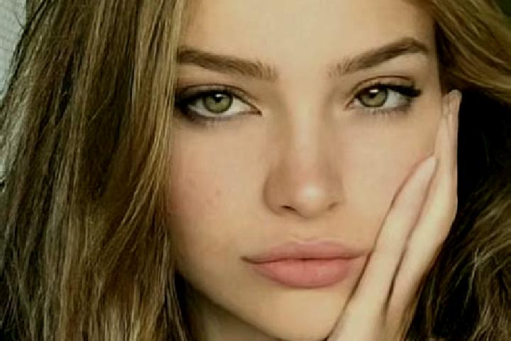 Zoey, 27, a brunette brown-eyed slavic companion based in Tisa. Offering Overnight, Couples, BDSM, Duos. Available for incall and outcall, day and evening da...
