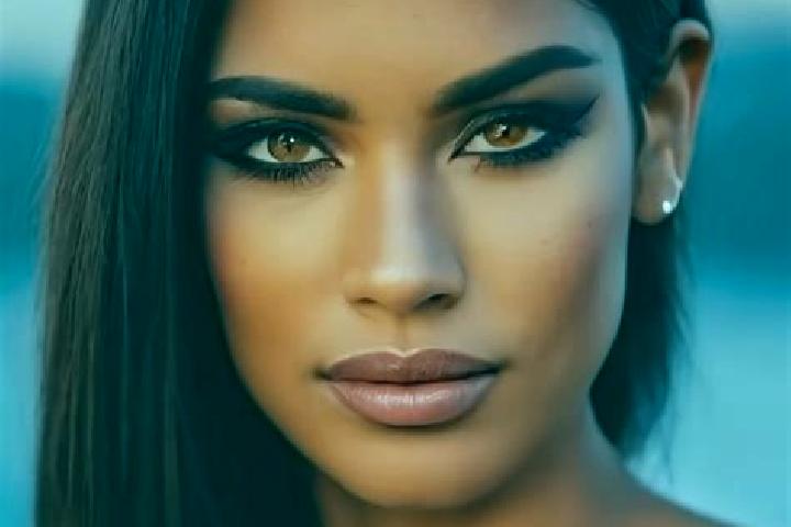 Zoey, 27, a brunette dark-eyed latina companion based in Briord. Offering Couples, GFE, Erotic Massage, Domination. Available for incall and outcall, day and...